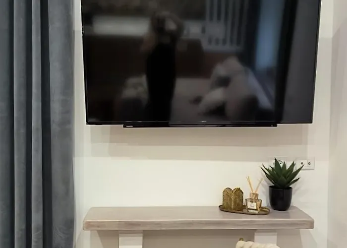 아파트 Marchesa 아로나